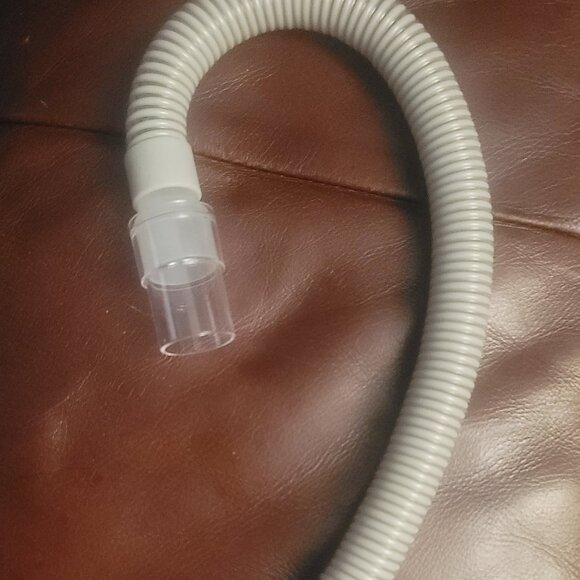 RESMED S9 W/ H5I HUMIDIFIER CPAP W/ CASE (8482 MACHINE RUN HOURS) W/ ACCESSORIES - Picture 5 of 15